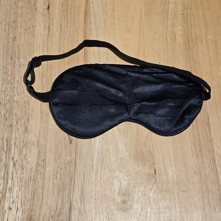 Silk Sleep Eye Mask Adjustable Elastic Strap Blackout Smooth Soft Eye Covers for Women and Men Comfortable Blindfolds